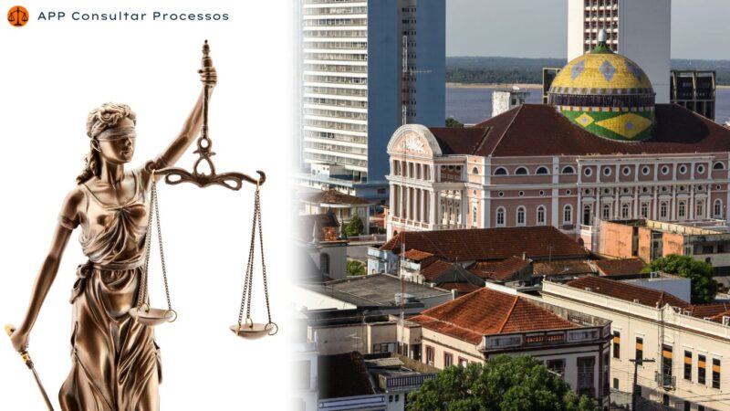Consultar processo no tribunal do Amazonas. Imagem da cidade de Manaus. Do outro lado da imagem com fundo branco, tem uma estátua da justiça segurando uma balança.