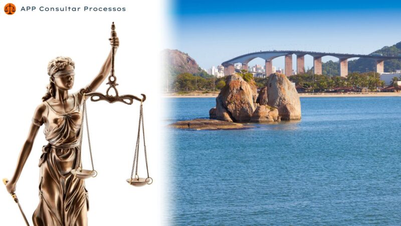 Consultar processo no tribunal do Espirito Santo. Imagem da cidade de Vitória. Do outro lado da imagem com fundo branco, tem uma estátua da justiça segurando uma balança.